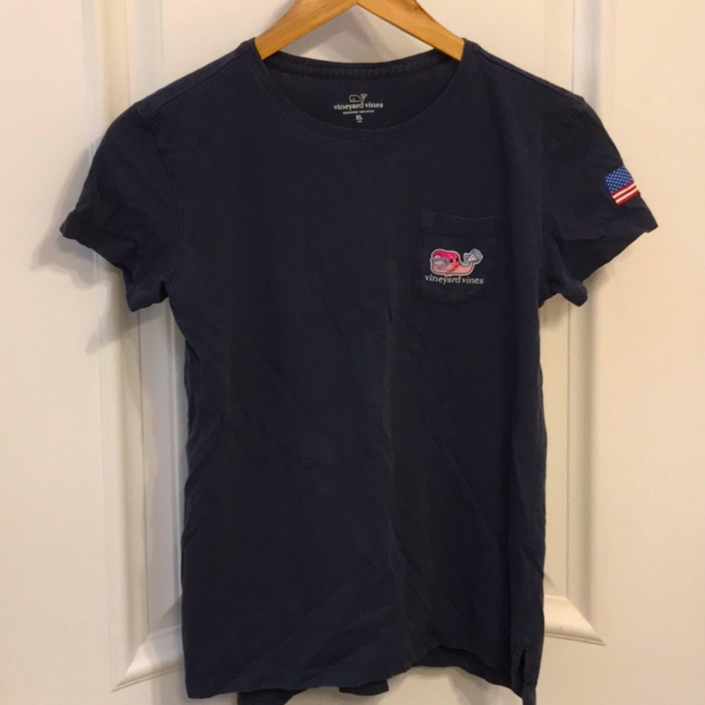 Like new! Vineyard Vines girls lax T-shirt !